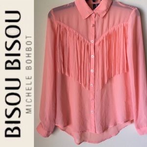 Cute Sheer Fringe Bisou Bisou Peach Blouse SZ: XS